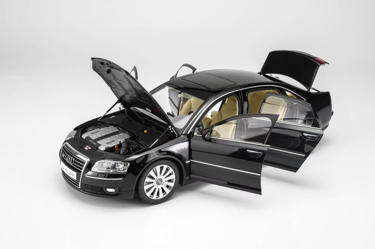 1/18 Motorhelix Audi A8 L (D3) (Black) Diecast Car Model