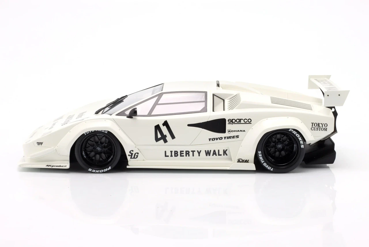 1/18  GT Spirit 2024 Lamborghini Countach LBWK (White) Car Model