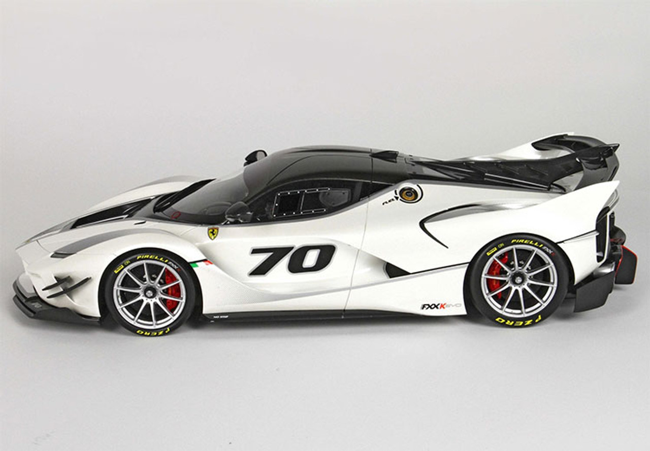 1/12 BBR Ferrari FXXK EVO LaFerrari #70 Resin Car Model w/ Carbon Fiber Base