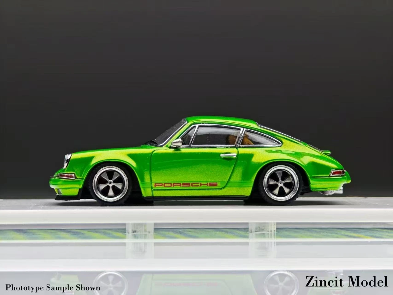 1/64 Zincit Model Porsche 911 964 Singer Coupe (Apple Green) Diecast Car Model