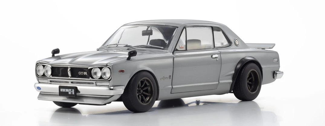 1/18 Kyosho Nissan Skyline 2000 GT-R Modified (Silver) Diecast Car Model