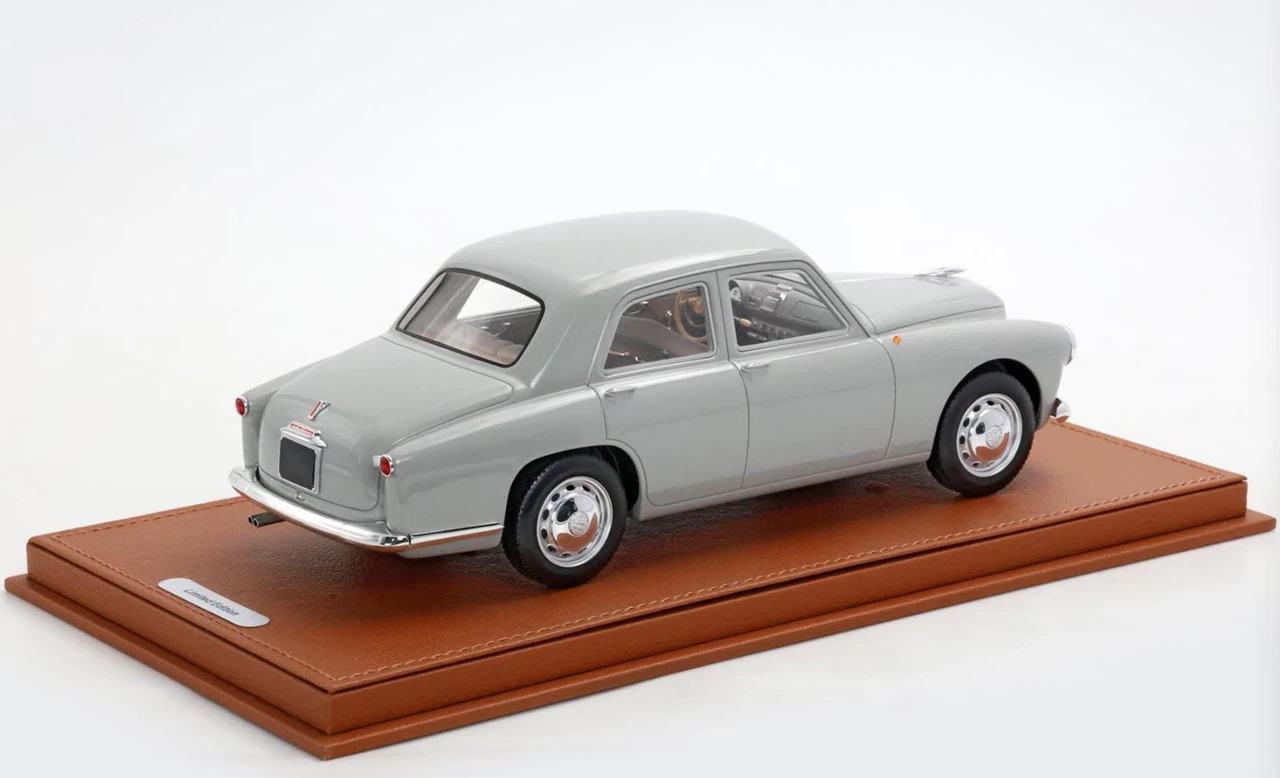 1/18 BBR Alfa Romeo 1900 By RGM Design (Grigio Alba Grey) Car Model Limited 10 Pieces