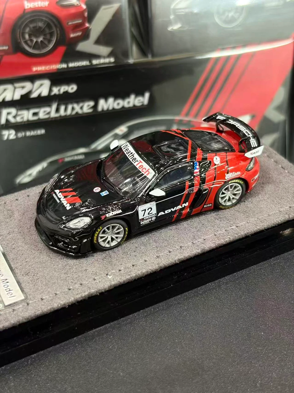 1/64 APA Xpo & RaceLuxe Porsche 718 GT3 Advan Car Model