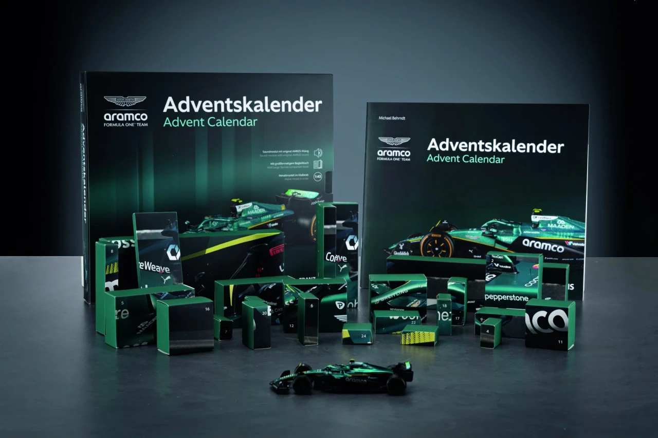 1/43 Franzis Fernando Alonso Aston Martin Aramco Formula 1 Advent Calendar