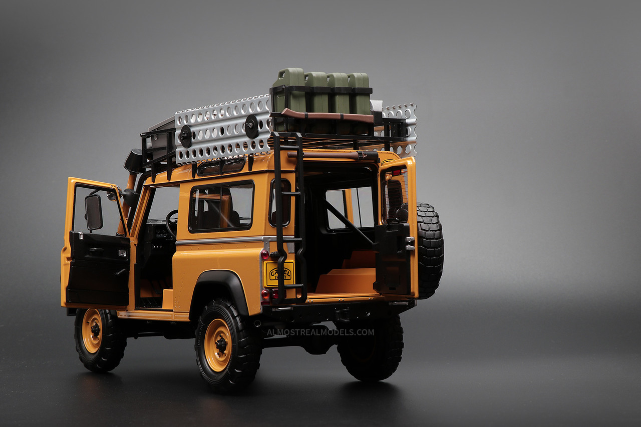 1/18 AR Almost Real Land Rover Defender 90 “Camel Trophy” Borneo Diecast Car Model