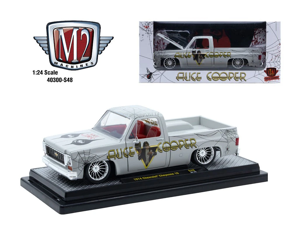 1/24 M2 Machines 1974 Chevrolet Cheyenne 10 (White) Diecast Car Model