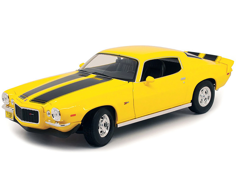 1/18 Maisto 1971 Chevrolet Camaro (Yellow with Black Stripes