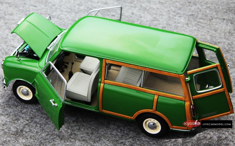 1/18 Kyosho Morris Mini Traveller (Green) Diecast Car Model