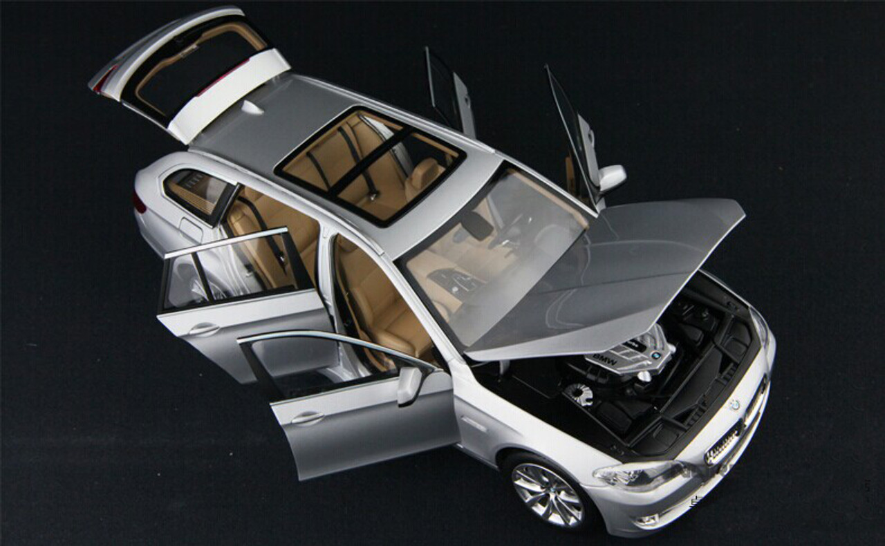 自動車 BMW 1/18 5SERIES 1/18 BMW 5 Series Touring F10/F11/F07/F18 (2010–2016
