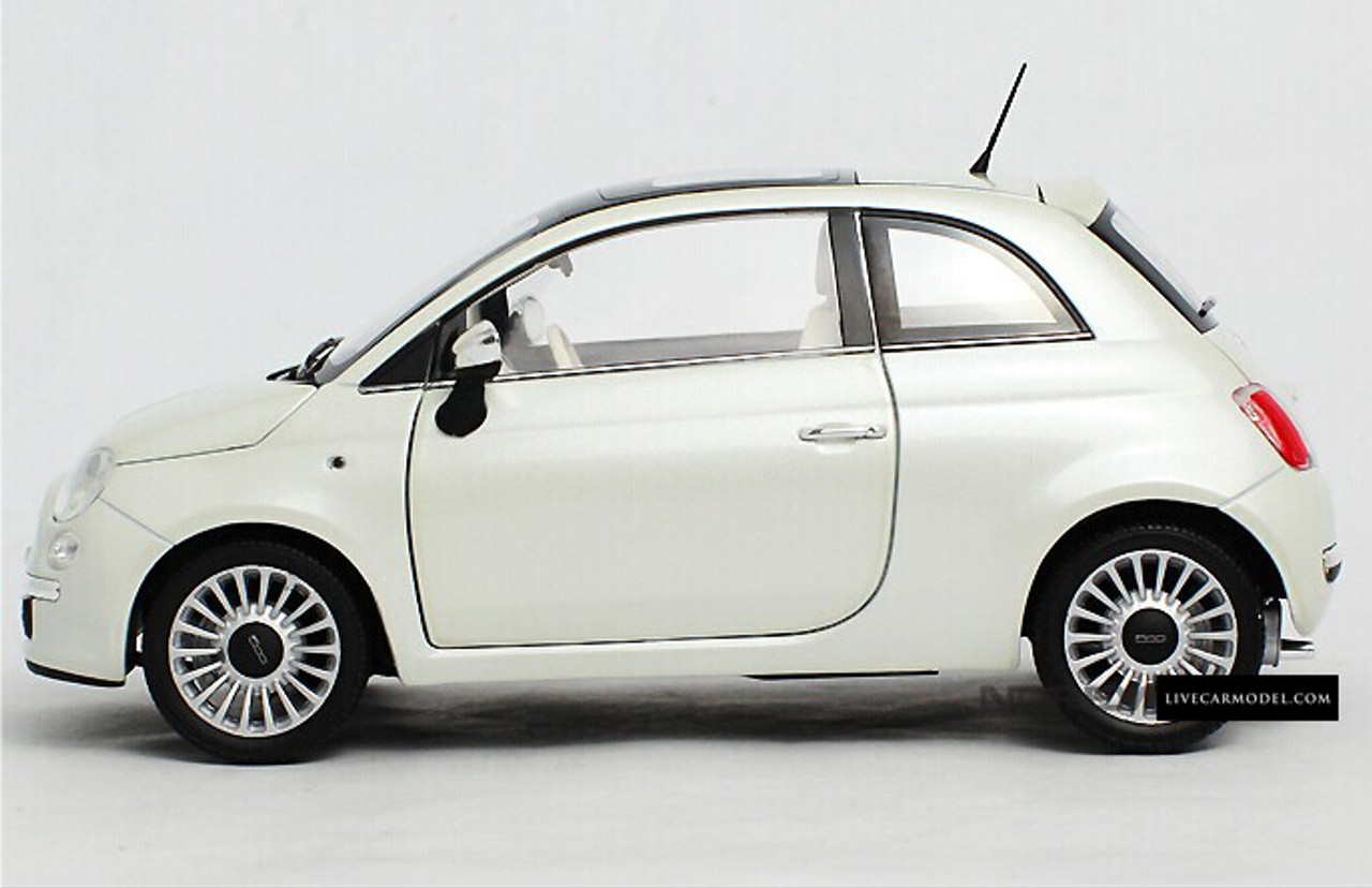 1/18 Norev Fiat 500 (White) Diecast Car Model