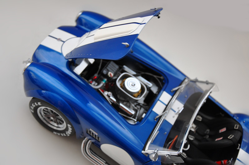 1/12 Kyosho Ford Mustang Shelby Cobra 427 S/C (Blue) Diecast Car