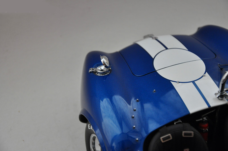 1/12 Kyosho Ford Mustang Shelby Cobra 427 S/C (Blue) Diecast Car