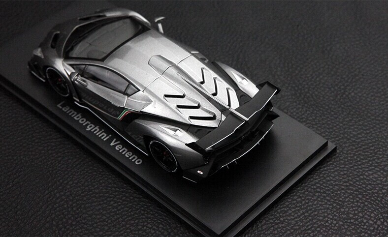 1/43 Kyosho Lamborghini Veneno (Grey) - LIVECARMODEL.com