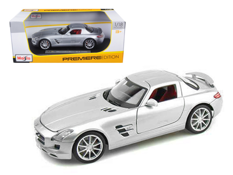 1/18 Maisto Mercedes Benz SLS AMG Gullwing Silver Diecast Car