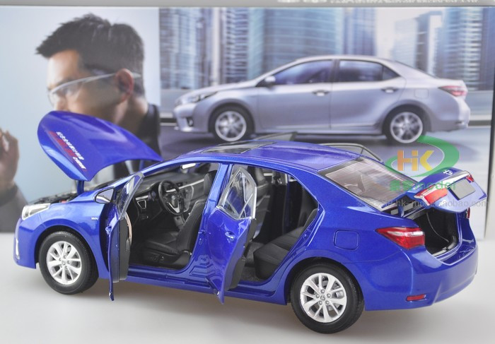 1/18 Dealer Edition Toyota Corolla (Blue) Diecast Car Model