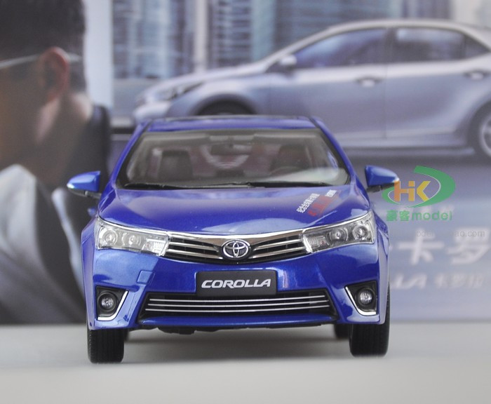 1/18 Dealer Edition Toyota Corolla (Blue) Diecast Car Model