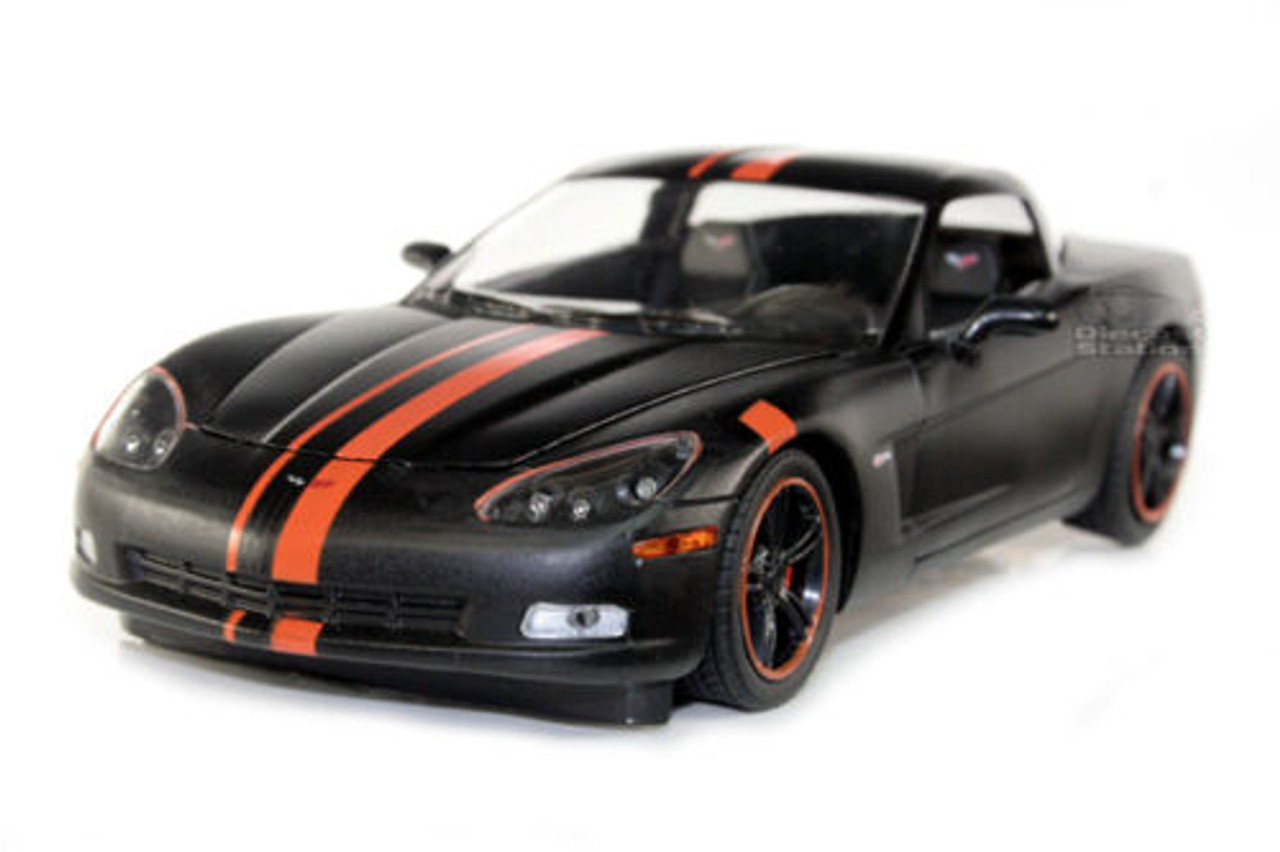 1/24 Greenlight 2009 CHEVROLET CORVETTE Z06 FRAM FILTERS Diecast Car Model