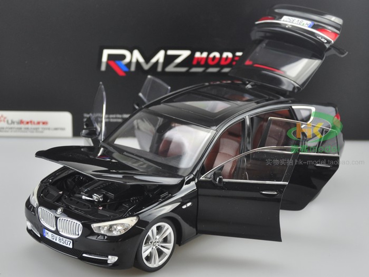 1/18 Dealer Edition BMW 5 Series GT 535GT (Black) Diecast Car 