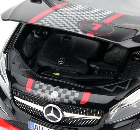 1/18 Norev Mercedes-Benz A-Class W176 Sport Equipment with Racing
