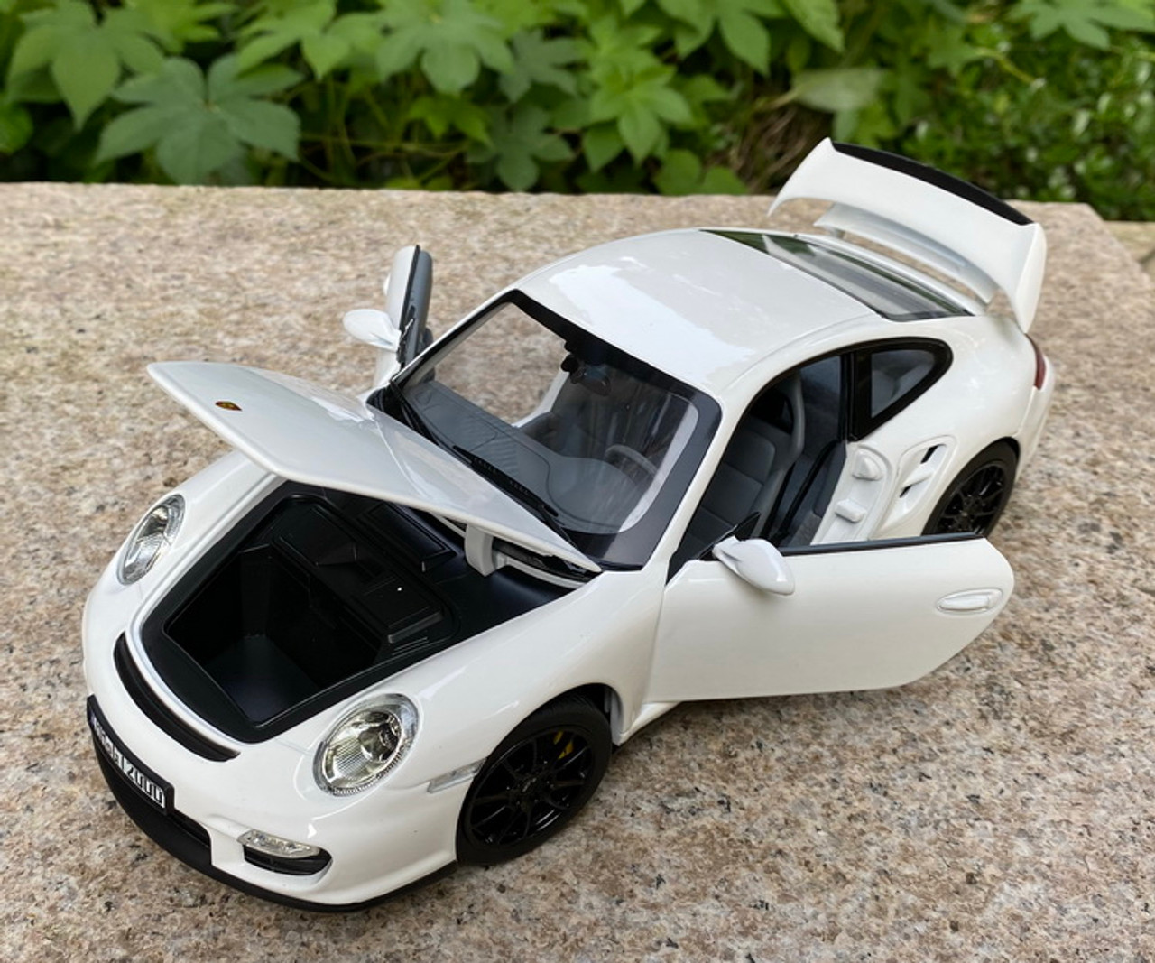 パリコレクション 911 Porsche Norev 1/18 997 Model Car Diecast (White) GT2 ミニカー