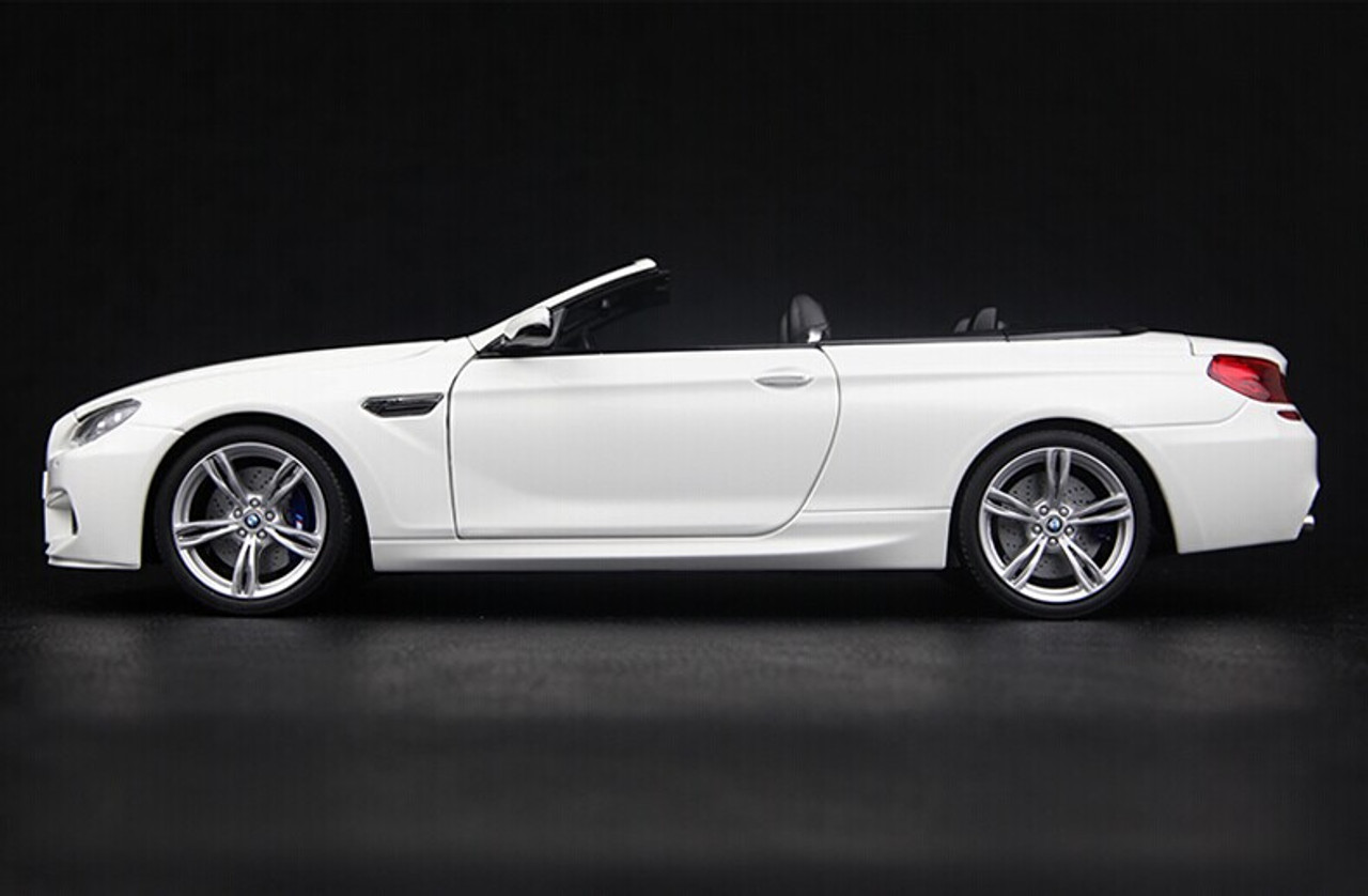 1/18 Paragon BMW M6 F12 Coupe Convertible (White) Diecast Car Model