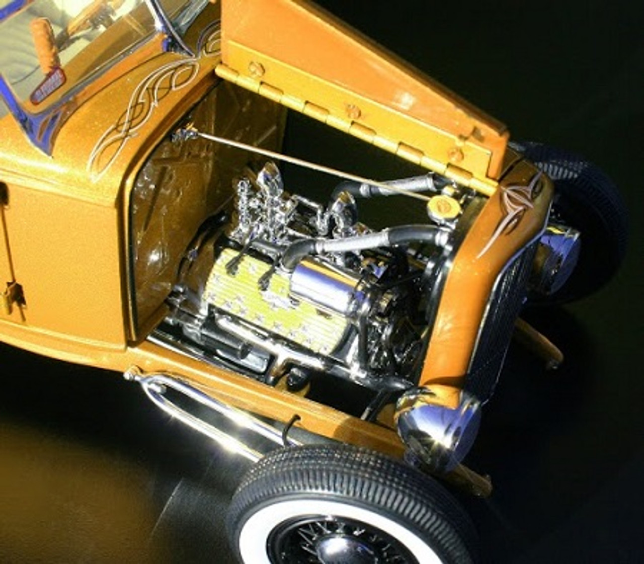 1/18 ACME Grand National Deuce SeTries - 1932 Ford Roadster Release No.2 Orange Diecast Car Model