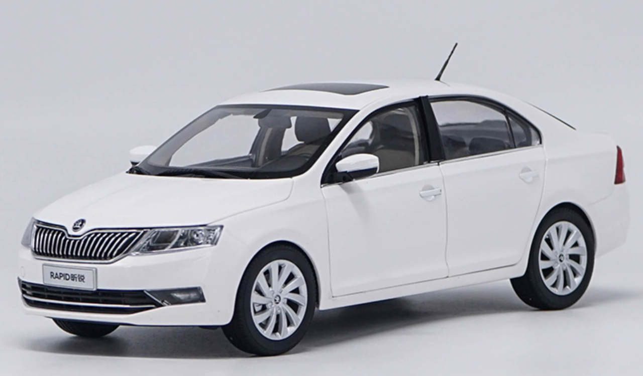 1/18 Dealer Edition 2018 SKODA RAPID SEDAN (White) Diecast Car Model