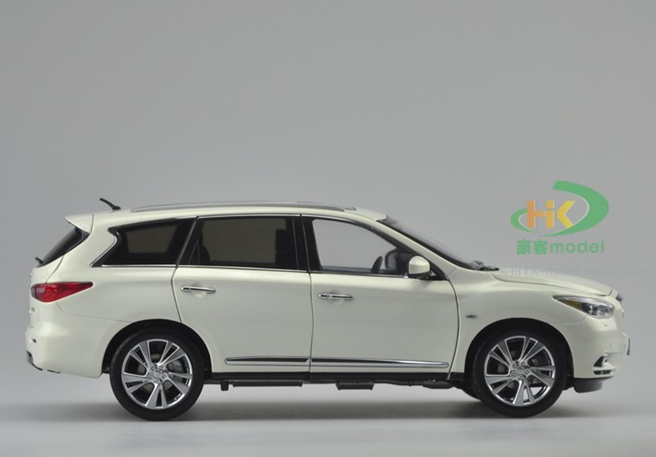 1/18 Dealer Edition 2014 Infiniti QX60 (White) Diecast Car Model