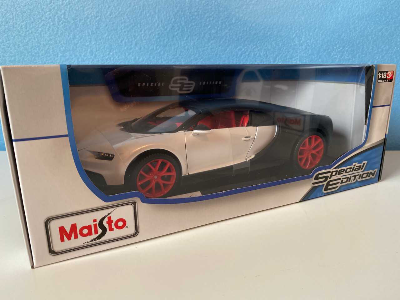 Bugatti Chiron Maisto 1/18 Special Edition Blue 