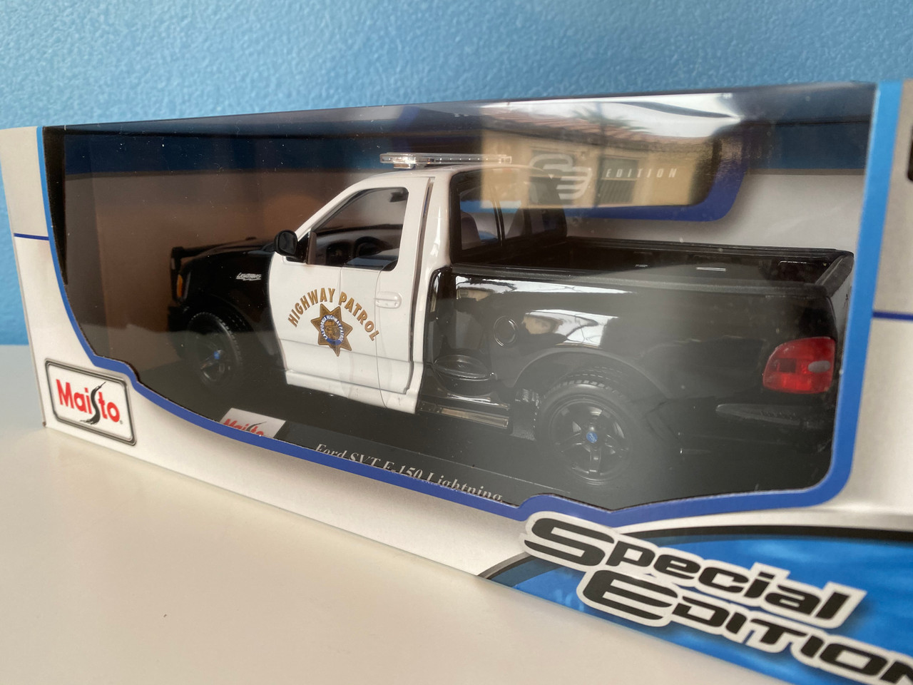 1/18 Ford SVT F-150 Lightning Highway Patrol Police Diecast Car Model Special Edition