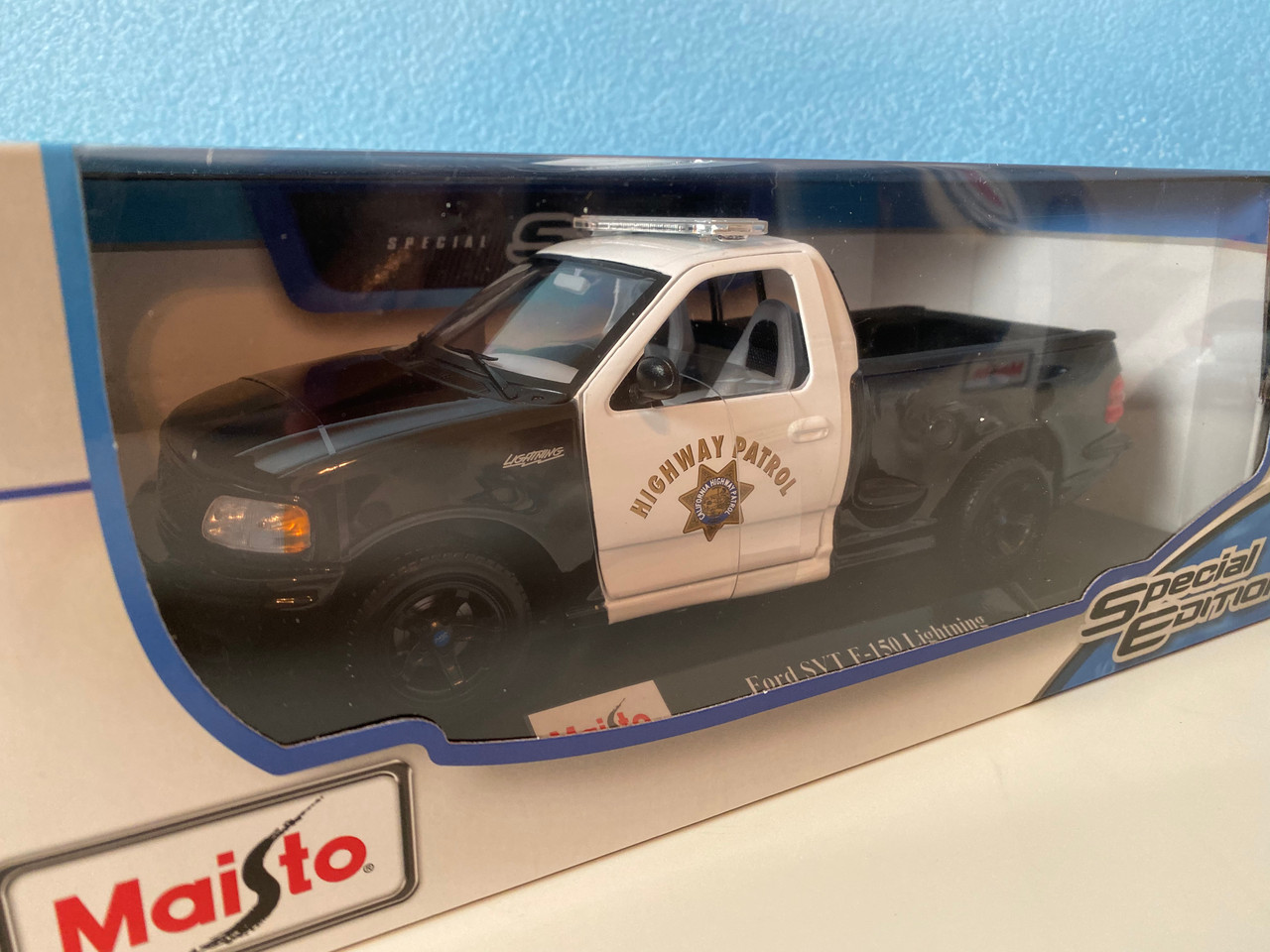 1/18 Ford SVT F-150 Lightning Highway Patrol Police Diecast Car Model Special Edition