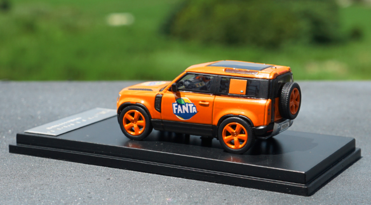 1/64 Dealer Edition 2020 Land Rover L663 Defender 90 Orange Fanta Edition Car Model