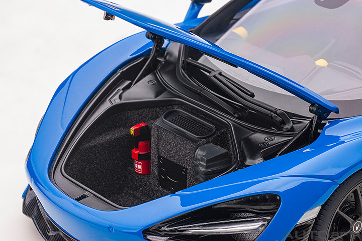 1/18 AUTOart McLaren 720s (Blue) Car Model - LIVECARMODEL.com