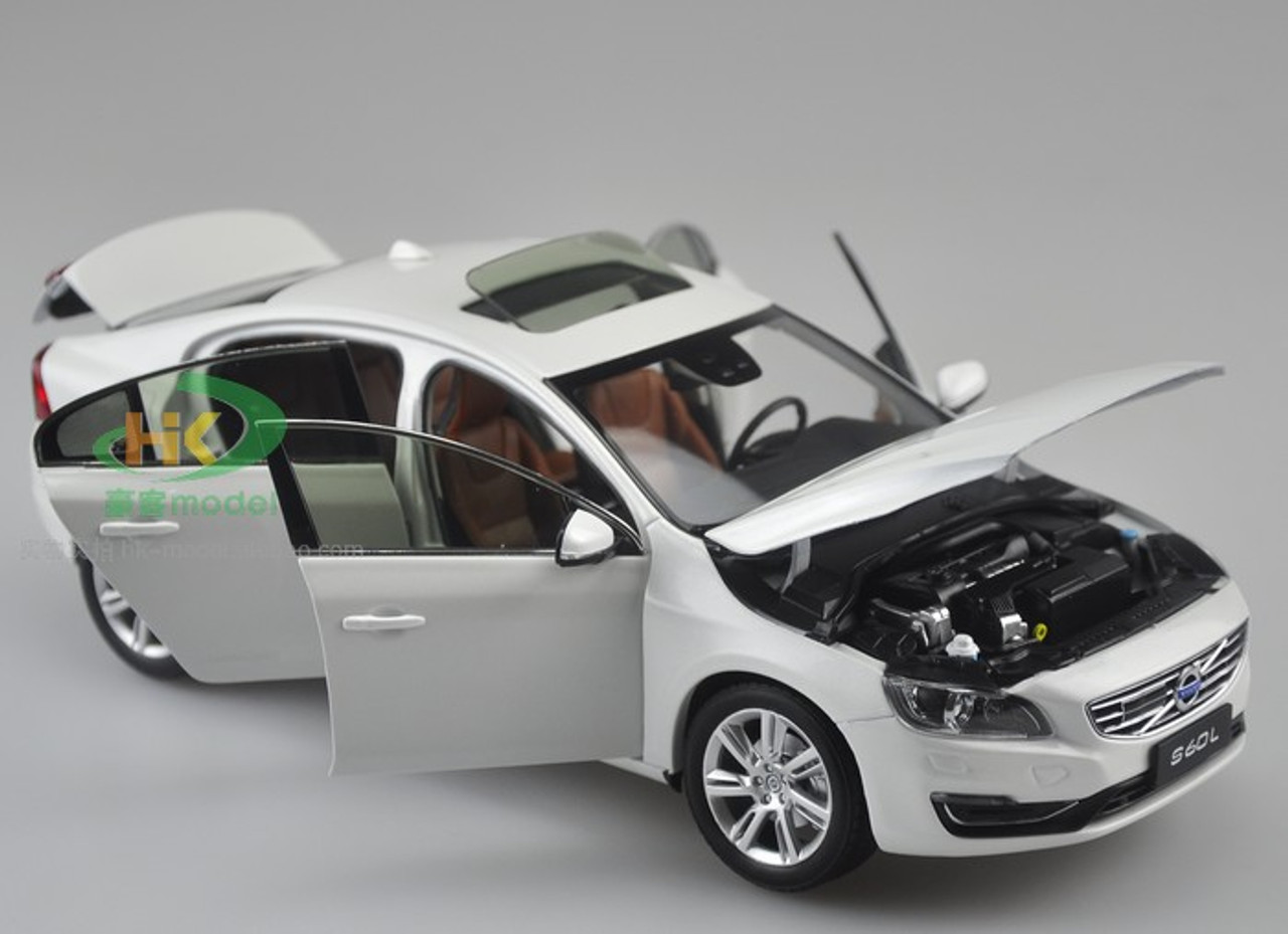 1/18 Dealer Edition Volvo S60 S60L (White) Diecast Car Model