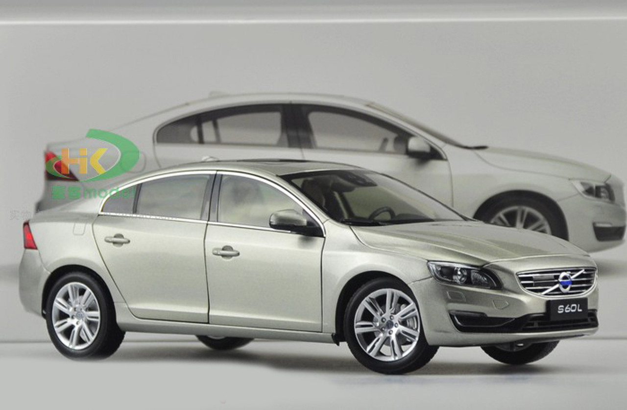 1/18 Dealer Edition Volvo S60L (Grey)