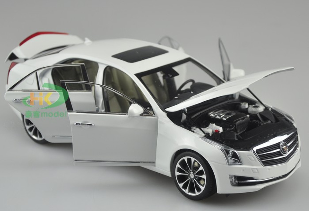 1/18 Dealer Edition Cadillac ATS (White) Diecast Car Model