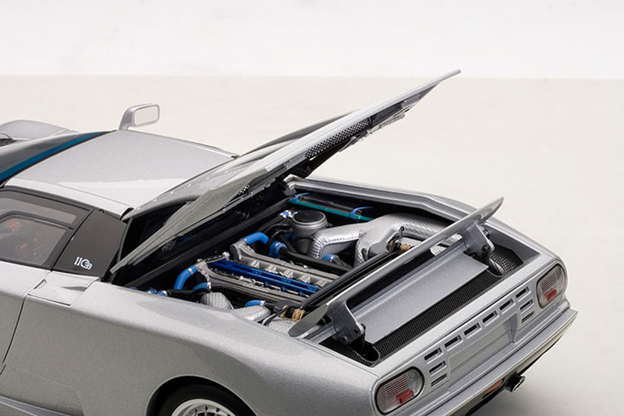 70979 オートアート 1/18 ブガッティ EB110 GT （シルバー） Autoart BUGATTI EB110 GT DARK SILVER Color in 1/18 Scale