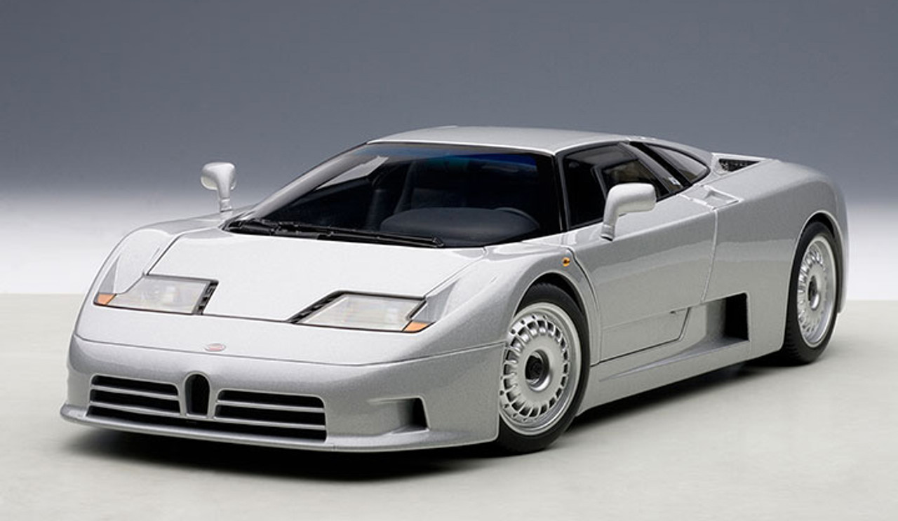 70979 オートアート 1/18 ブガッティ EB110 GT （シルバー） 1/18 AUTOart Signature Bugatti EB110 GT (Silver) Car Model