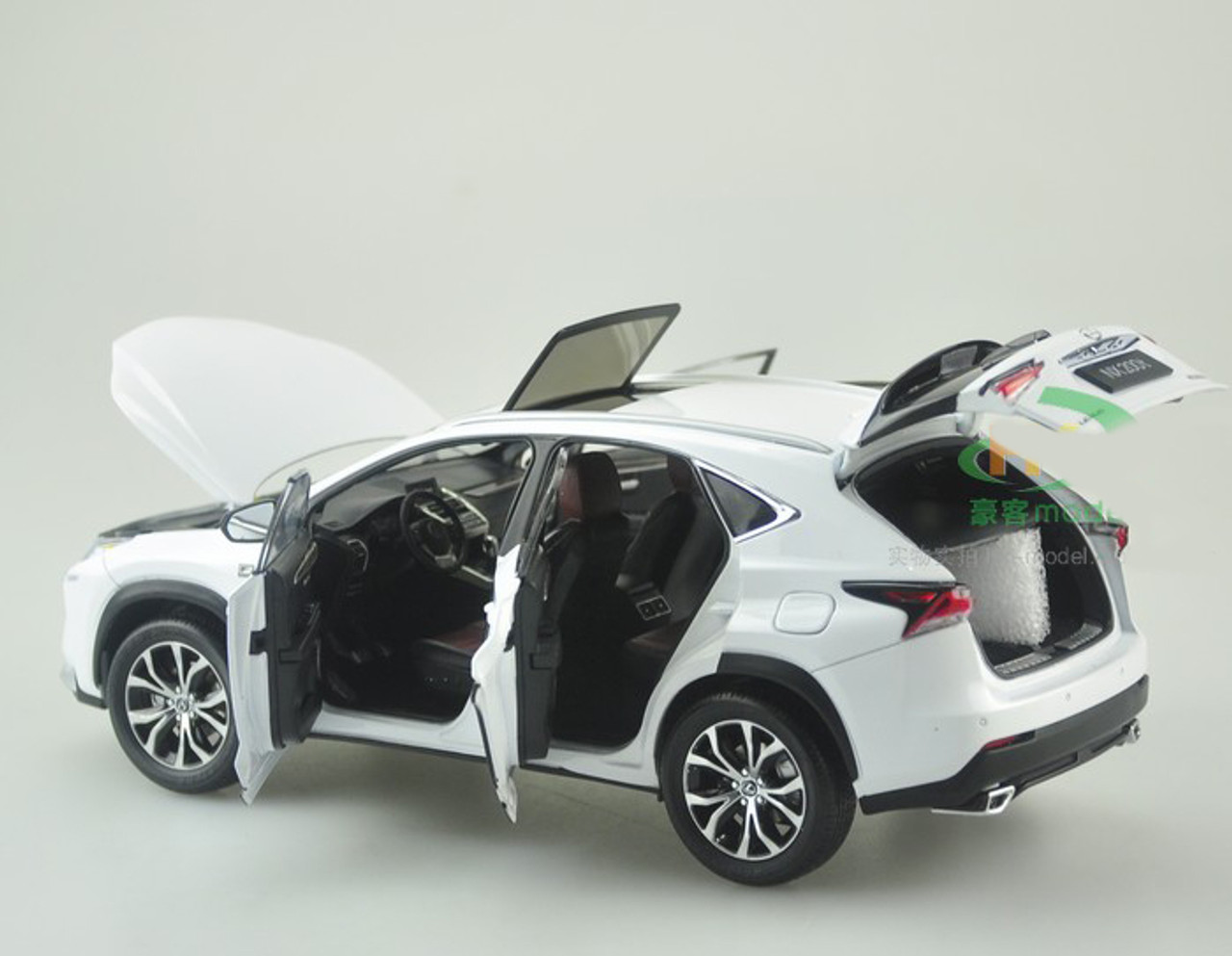 RARE 1/18 Dealer Edition Lexus NX NX200 NX300 F Sports (White) Diecast Car Model