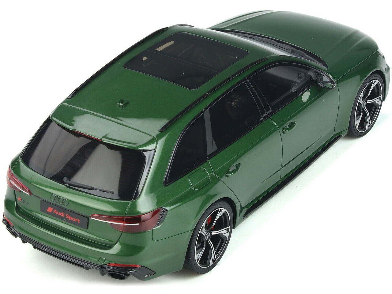 専用　レジン5ケース 1/18 GT Spirit 2020 Audi RS4 Avant - Sonoma Green Resin Car