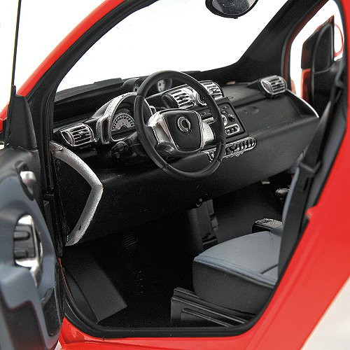 1/18 Minichamps Mercedes-Benz MB Smart Fortwo Coupe Hardtop Coca