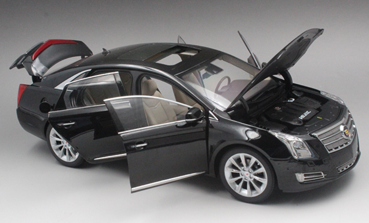 1/18 Dealer Edition Cadillac XTS (Black) Diecast Car Model