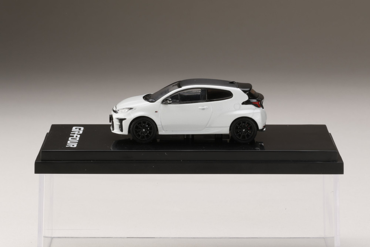 1/64 Hobby Japan Toyota GR Yaris RZ High-performance (Pearl White