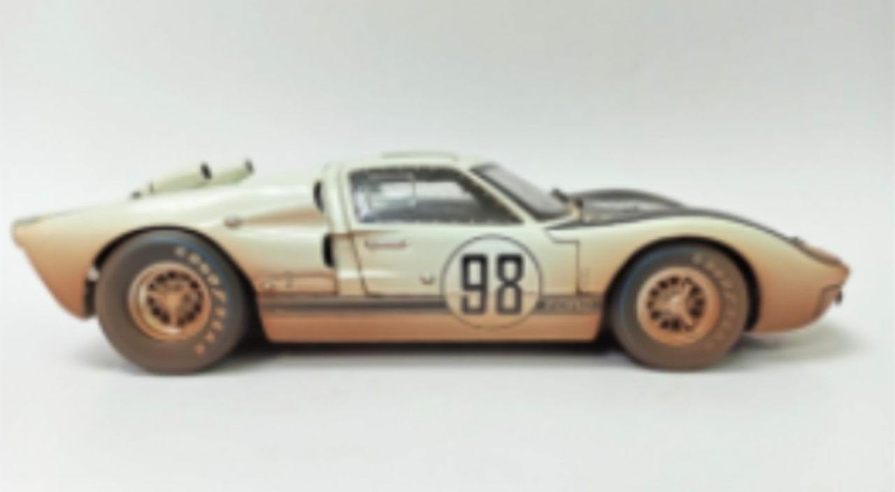 1/18 Shelby Collectible 1966 Ford GT-40 MK 2 #98 White After Race Dirty Edition Diecast Car Model