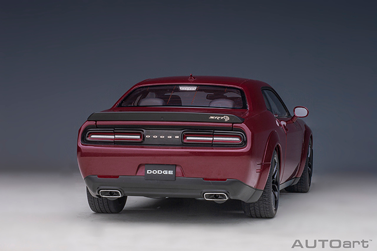 1/18 AUTOart 2018 Dodge Challenger SRT Hellcat Widebody (Octane Red) Car Model