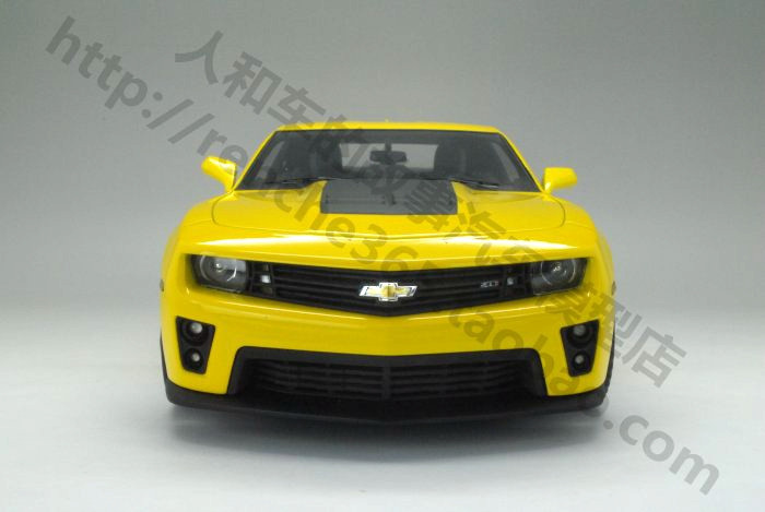1/18 Dealer Edition Chevrolet Chevy Camaro ZL1 (Yellow) Resin Car