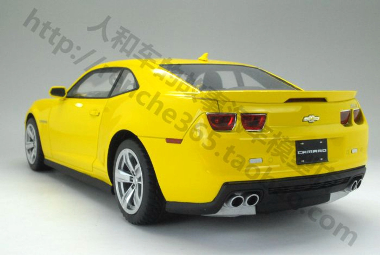 1/18 Dealer Edition Chevrolet Chevy Camaro ZL1 (Yellow) Resin Car Model