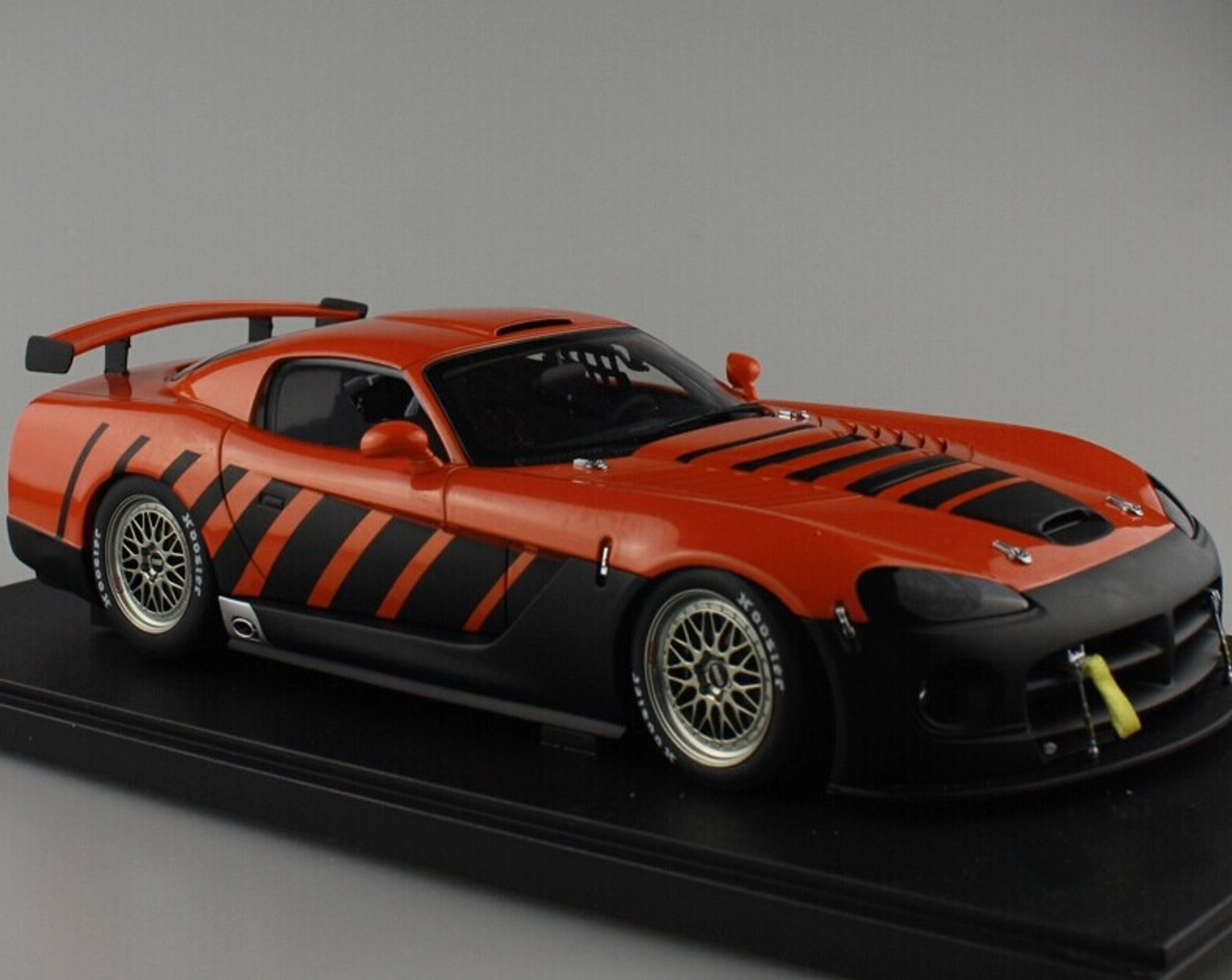 1/18 AUTOart DODGE VIPER COMPETITION COUPE