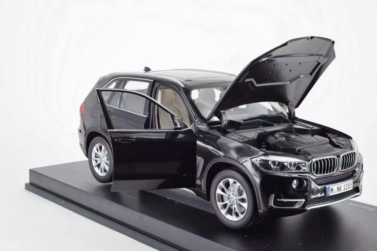 1/18 Paragon BMW X5 F15 (Black) Diecast Car Model - LIVECARMODEL.com