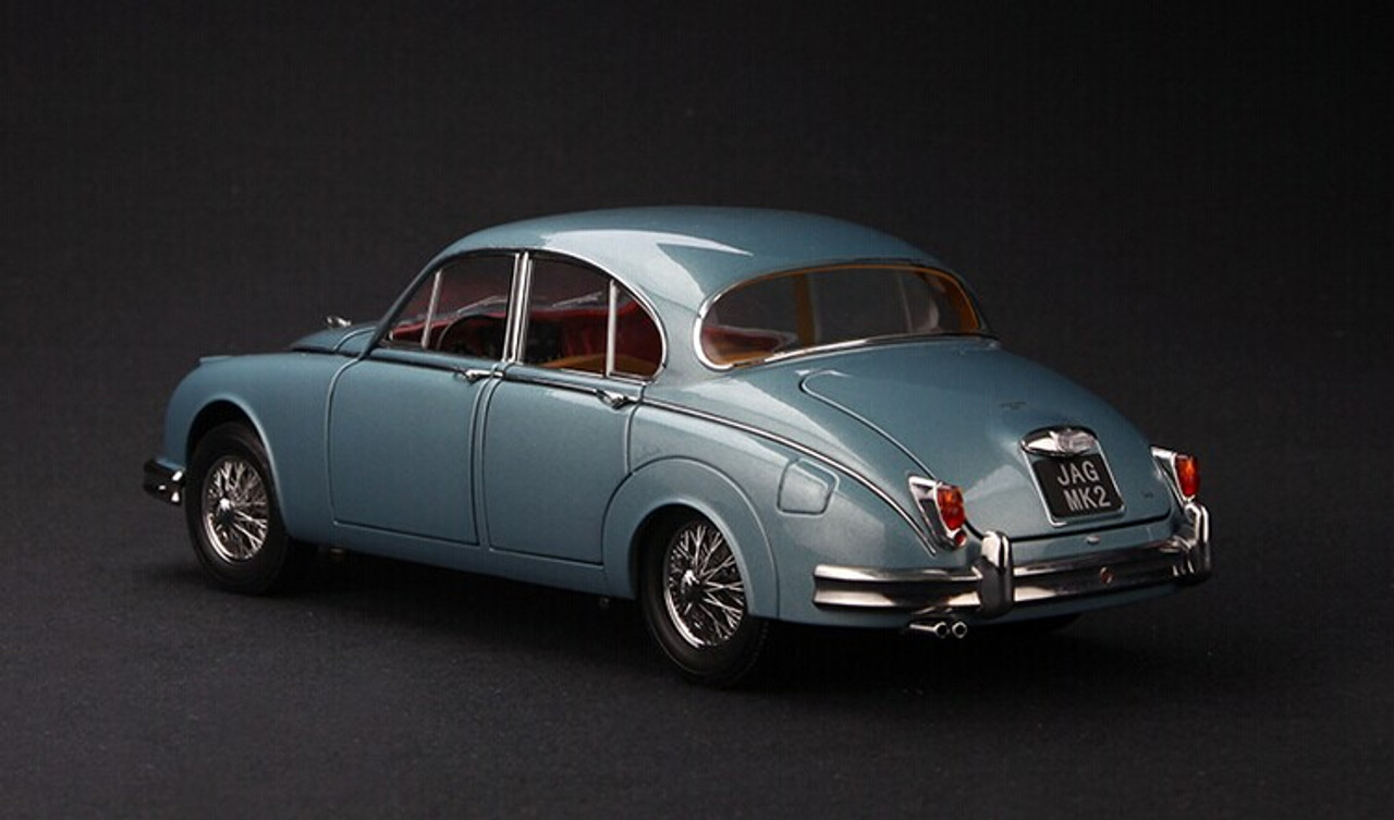 1/18 Paragon 1962 Jaguar Mark 2 MK2 3.8 (Opalescent Blue) Diecast